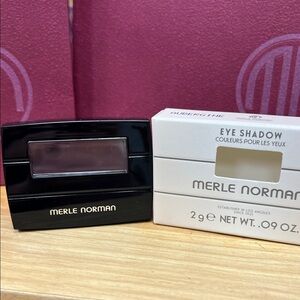Merle Norman Eye Shadow - AUBERGINE